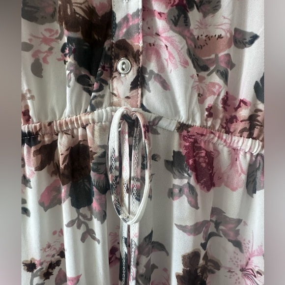 NWT Siren Lily Maternity Dress White Floral Size XL - Picture 3 of 10